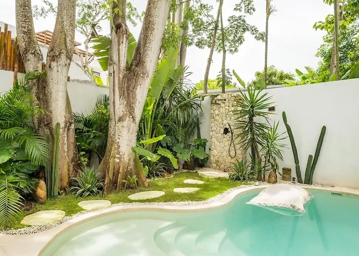 Casa Fou, At Bingin, * Uluwatu (Bali)