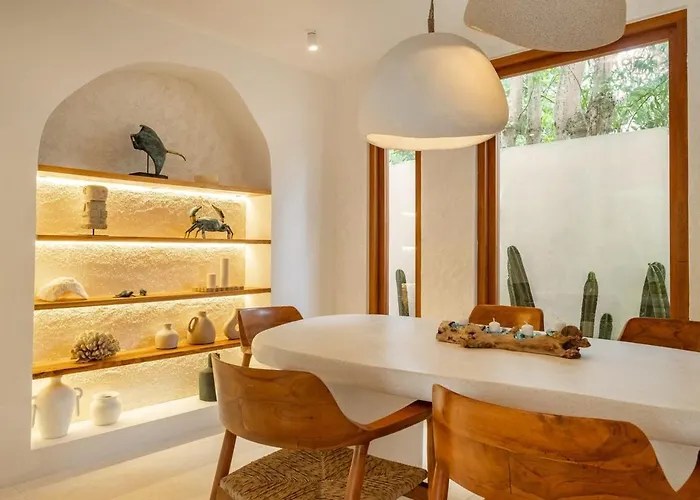 Casa Fou, At Bingin, * Uluwatu (Bali)