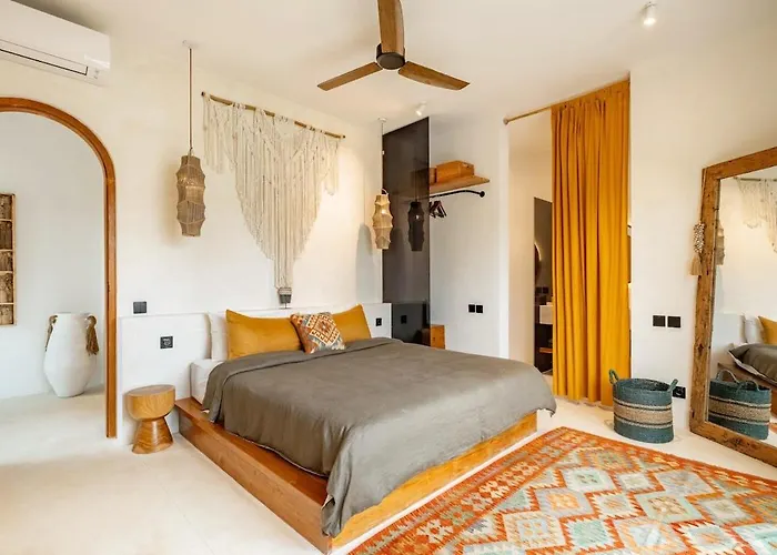 Casa Fou, At Bingin, Villa Uluwatu (Bali)